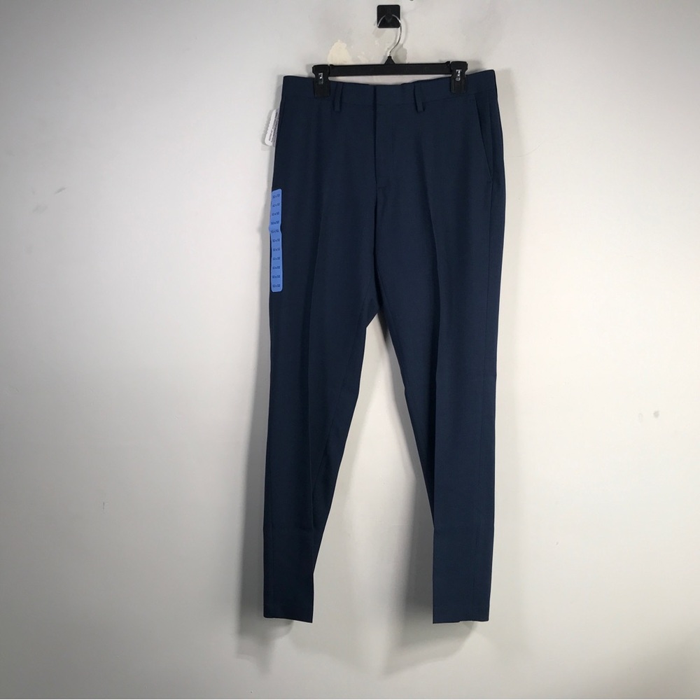 Haggar Comfort Stretch Straight Fit Pant, Men's Size 32 x 32 - Blue